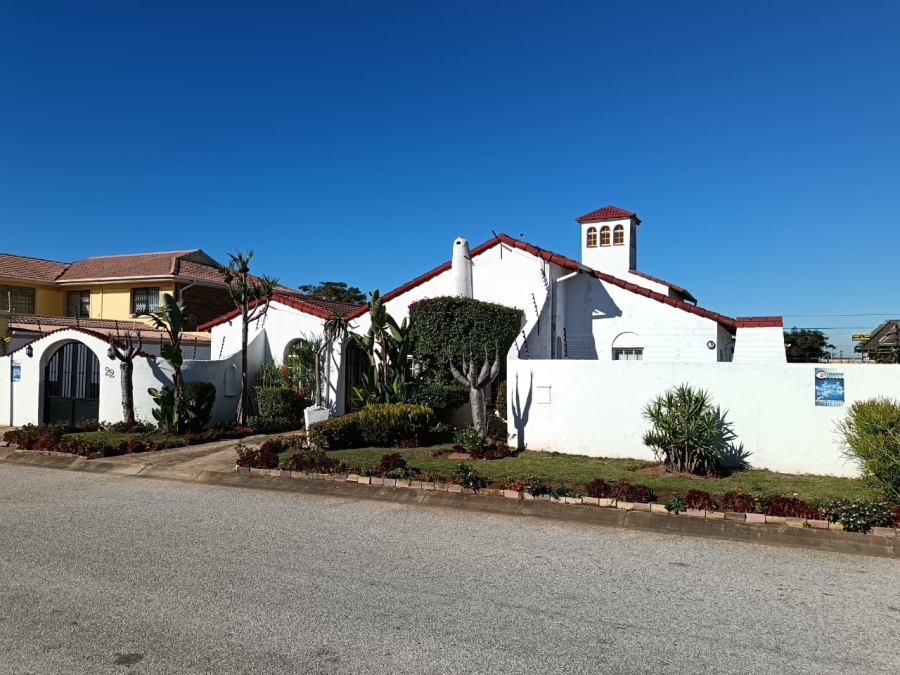 4 Bedroom Property for Sale in Malabar Eastern Cape